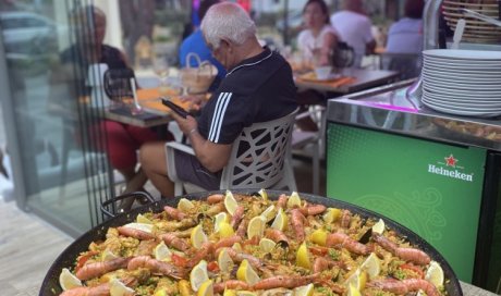 La paella du camping les Jardins d'Agathe Cap d'Agde!